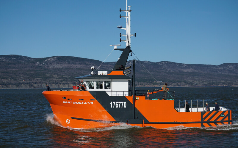 Ugjit Mijua'ji'jg: The 'For the Children' crabber with near
